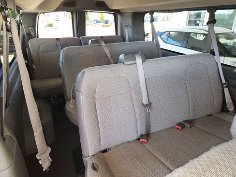 Used 2025 Chevrolet Express 3500 LT w/ LT Preferred Equipment Group image 15
