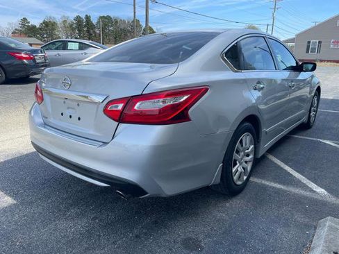 Used 2017 Nissan Altima 2.5 S w/ Power Driver Seat Package image 6