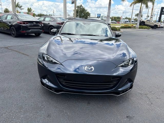 Used 2026 MAZDA MX-5 Miata Club w/ Interior Package RWD image 2