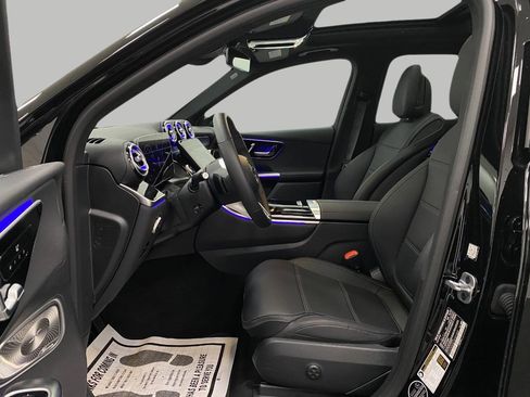 Certified 2025 Mercedes-Benz GLC 300 4MATIC image 29
