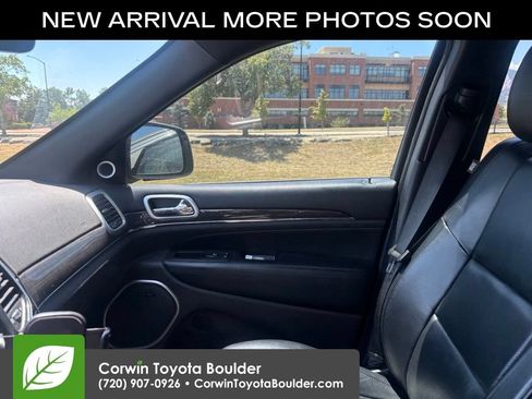 Used 2015 Jeep Grand Cherokee High Altitude AWD/4WD image 11