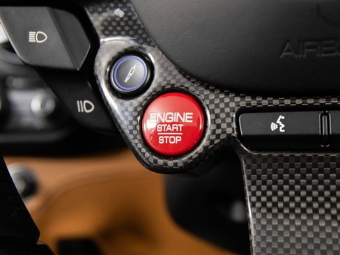 Certified 2023 Ferrari Portofino M RWD image 23