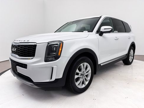 Used 2022 Kia Telluride LX image 12