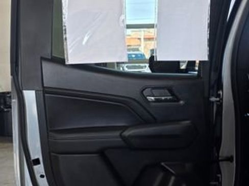 Used 2023 Chevrolet Colorado LT w/ LT Convenience Package II image 21