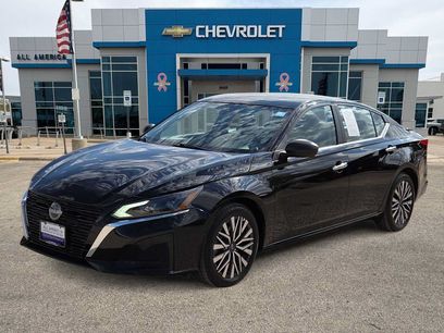 Used 2025 Nissan Altima 2.5 SV