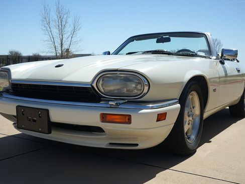 Used 1995 Jaguar XJS 4.0 Convertible RWD image 3