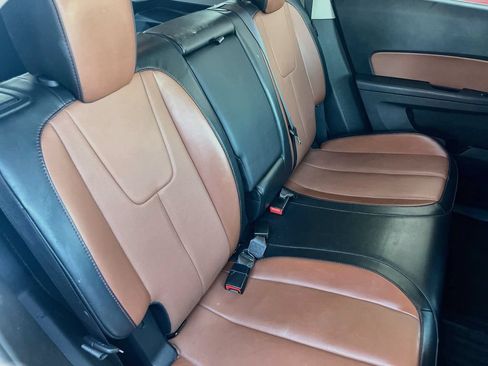 Used 2017 Chevrolet Equinox Premier w/ Enhanced Convenience Package AWD/4WD image 27