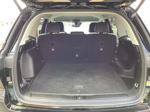 Used 2024 Jeep Grand Cherokee Limited RWD image 30