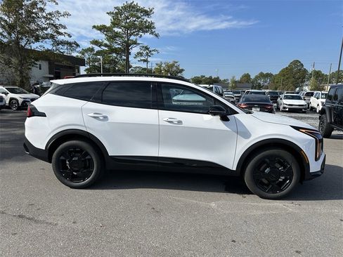 New 2026 Kia Sportage X-Line image 9