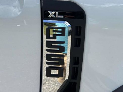 New 2026 Ford F550 4x4 Crew Cab image 6