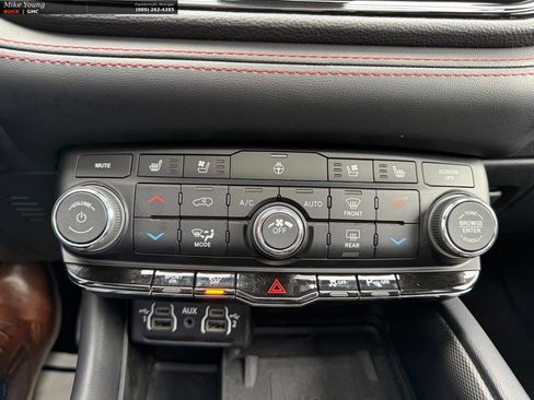 Used 2024 Dodge Durango R/T AWD/4WD image 29