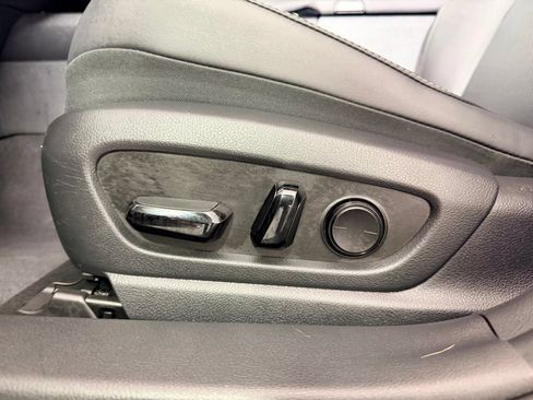 Used 2024 Lexus UX 250h F Sport FWD image 23