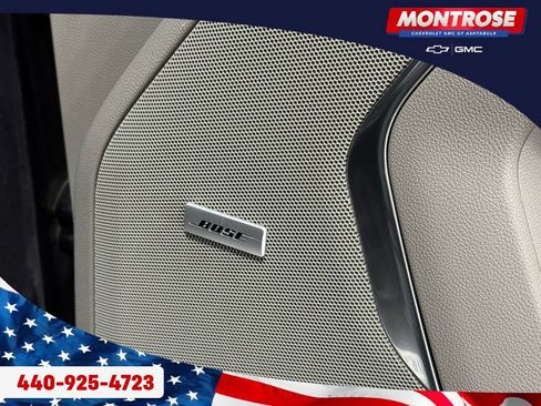 Used 2022 Chevrolet Tahoe Z71 w/ Z71 Off-Road Package AWD/4WD image 41