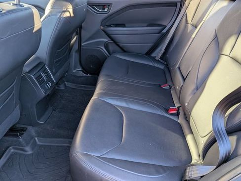Used 2025 Subaru Forester Limited AWD/4WD image 32