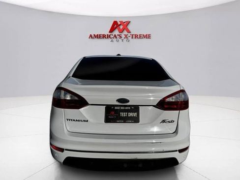 Used 2014 Ford Fiesta Titanium FWD image 5