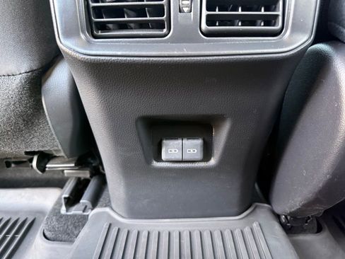 Used 2023 Toyota RAV4 SE image 26