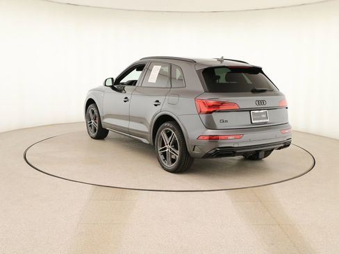 Certified 2025 Audi Q5 e Premium Plus w/ Premium Plus Package image 4