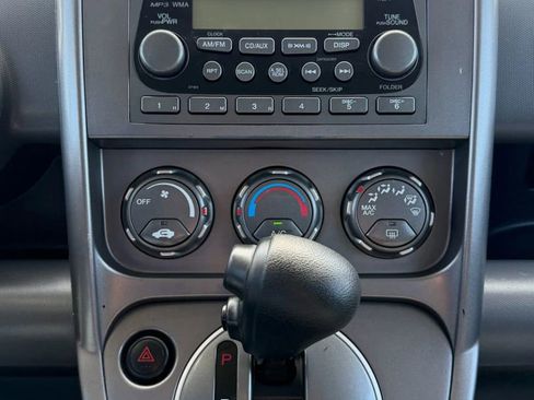 Used 2005 Honda Element EX image 23