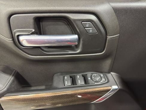 Certified 2022 Chevrolet Silverado 1500 RST AWD/4WD image 11
