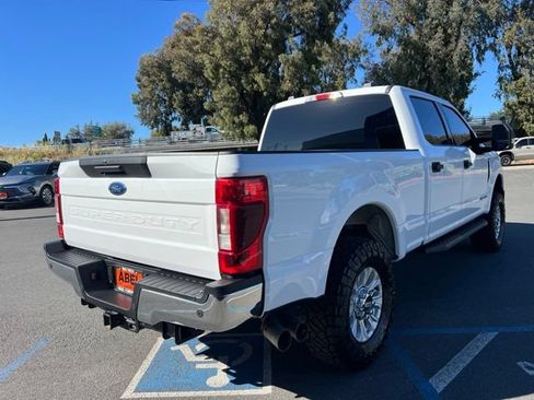 Used 2022 Ford F250 XLT w/ XLT Value Package AWD/4WD image 9