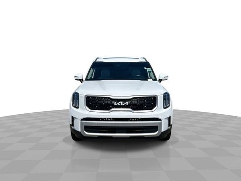 Used 2025 Kia Telluride EX image 3