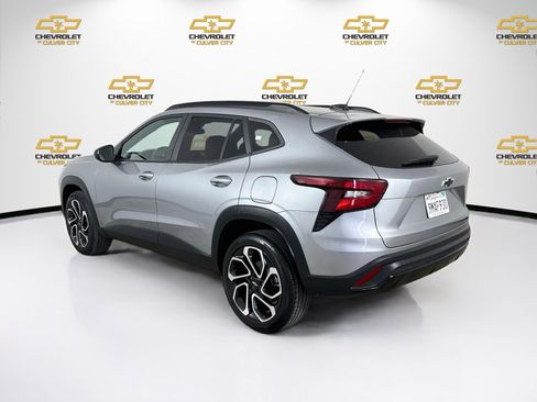 Used 2024 Chevrolet Trax RS w/ Driver Confidence Package FWD image 6