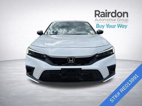 Used 2024 Honda Civic Sport image 2