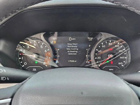 Used 2025 Jeep Compass Limited image 10