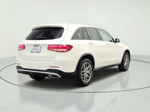 Used 2019 Mercedes-Benz GLC 300 image 5