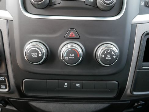 Used 2015 RAM 1500 Express image 23