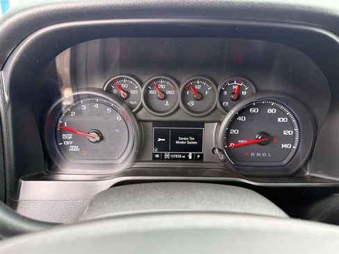 Used 2020 Chevrolet Silverado 1500 Custom w/ Custom Value Package image 32