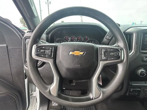 Used 2022 Chevrolet Silverado 2500 Custom w/ Custom Value Package AWD/4WD image 23