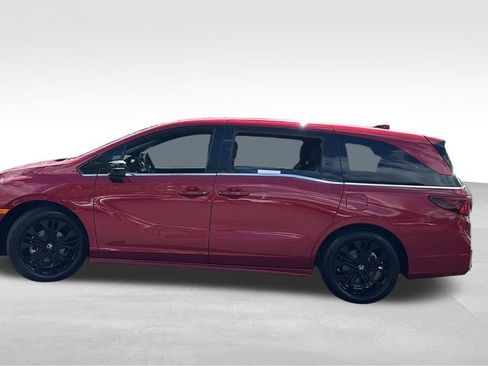 Used 2025 Honda Odyssey Sport-L image 4