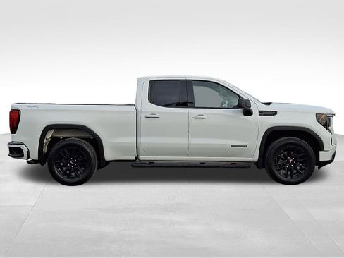Used 2023 GMC Sierra 1500 Elevation w/ LPO, Elevation Black Package image 7
