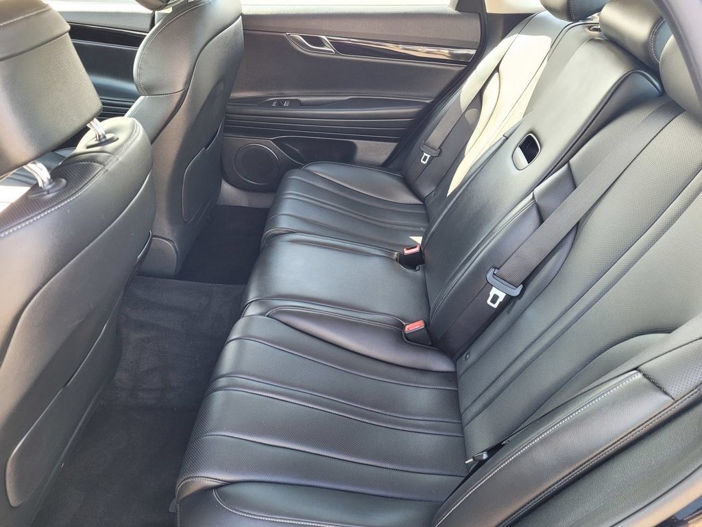 Used 2023 Genesis G80 2.5T RWD image 8