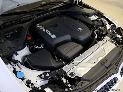 Certified 2025 BMW 330i xDrive Sedan image 37