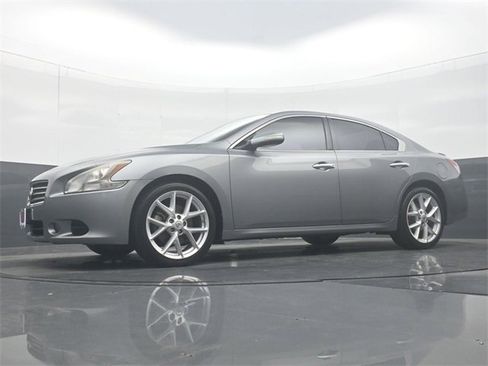 Used 2009 Nissan Maxima 3.5 SV w/ Sport Pkg image 30