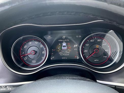 Used 2020 Dodge Charger SXT w/ Leather Interior Group image 15