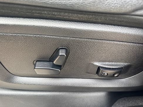 Used 2019 RAM 2500 Limited AWD/4WD image 19