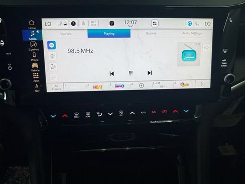 New 2027 Jeep Grand Cherokee Limited AWD/4WD image 3