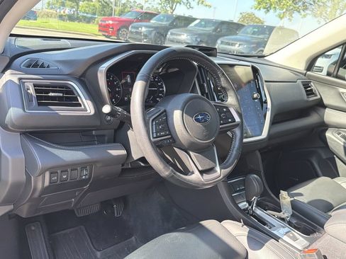 Used 2023 Subaru Ascent Limited w/ Technology Package AWD/4WD image 7