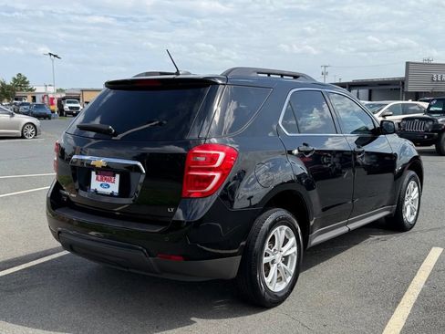Used 2017 Chevrolet Equinox LT w/ Driver Confidence Package II AWD/4WD image 3