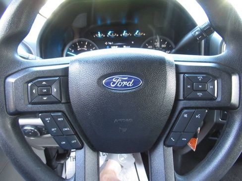 Used 2017 Ford F250 XLT AWD/4WD image 14