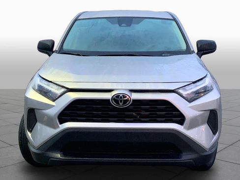 Used 2024 Toyota RAV4 LE FWD image 4