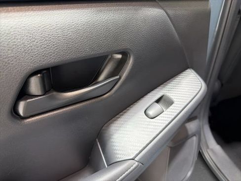 Used 2025 Nissan Sentra SV FWD image 27