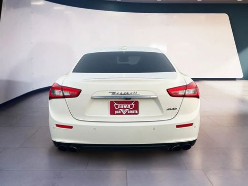 Used 2017 Maserati Ghibli Sedan 4D image 4