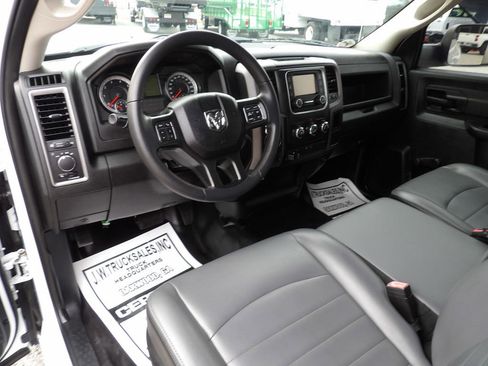 Used 2021 RAM 1500 Tradesman w/ Chrome Appearance Group image 15