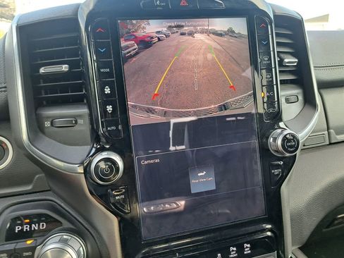 Used 2025 RAM 1500 Laramie image 12