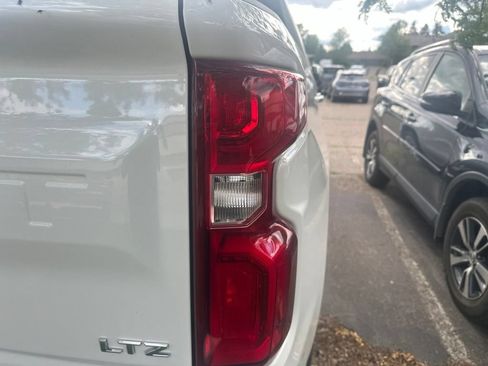 Used 2024 Chevrolet Silverado 1500 LTZ AWD/4WD image 9