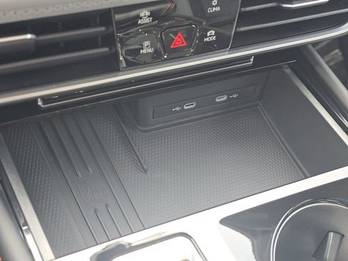 New 2026 Volkswagen Atlas Peak Edition AWD/4WD image 25
